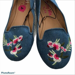 Dollymix embroidered floral print slip on‎ flats